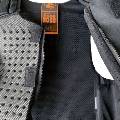 Customized Horse Bridle Horse Riding Jacket and Equestrian Vest for Riding Experience