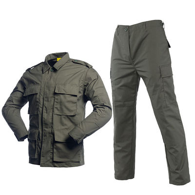 Camouflage Suit for Training 65% Polyester 35% Cotton Material Breathable and Durable