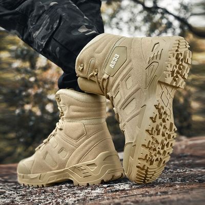 Fashionable 1.5kg/Pair Top Mountaineering Boots for Men's Outdoor Adventures