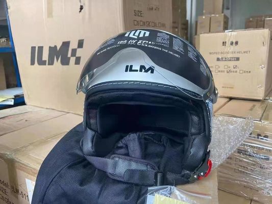 ABS White Motorbike Helmet for Riding with/without LED Long-Lasting Performance