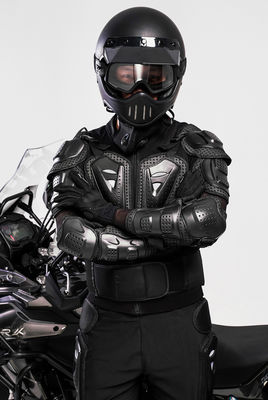 Riders' Protection Enhanced with Ergonomic Design and Anti-Impact Black Bike Body Gear
