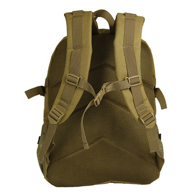 Special Travel Outdoor Bag with Large Capacity and Zipper Closure in Green